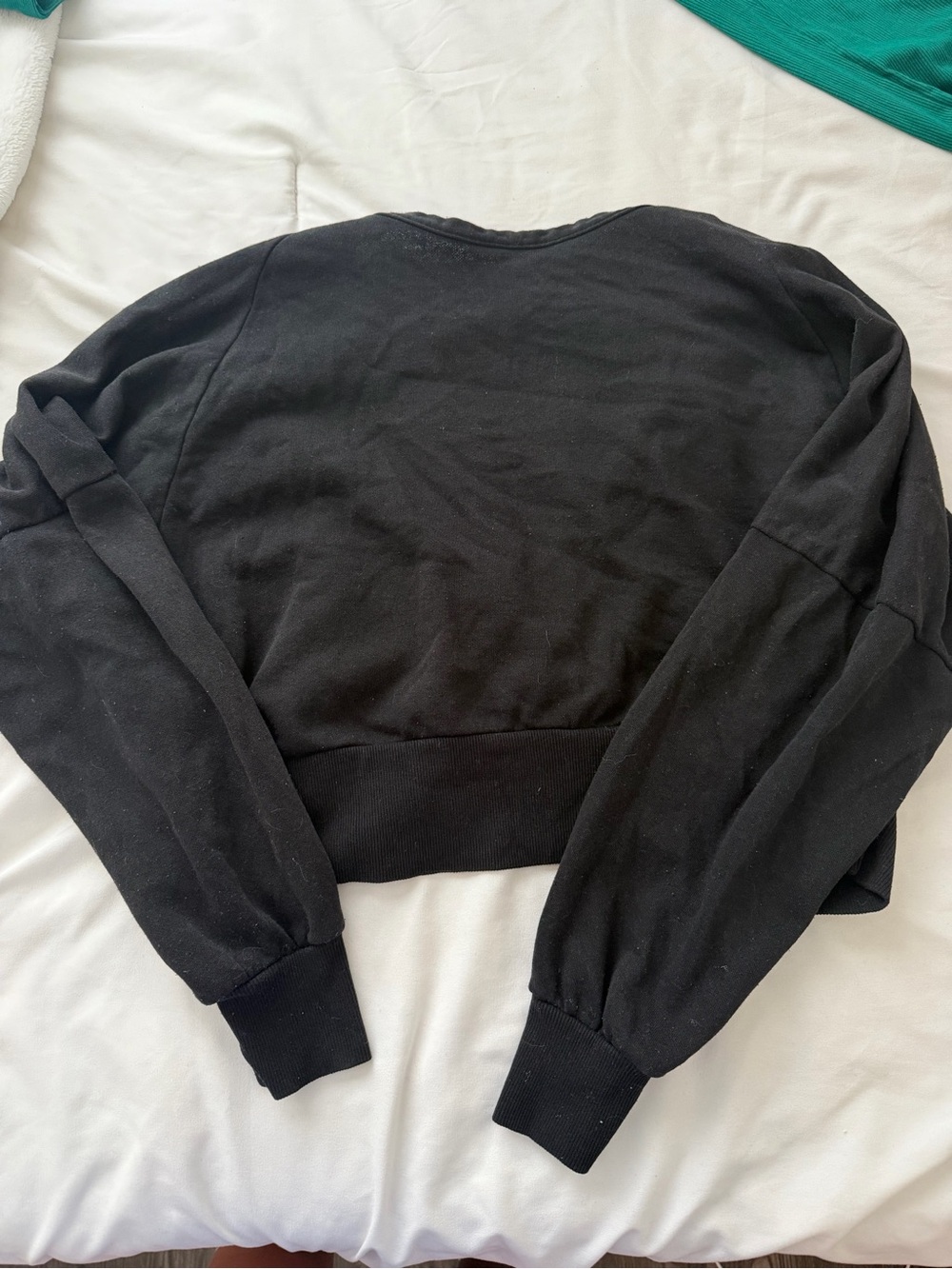 Black Women's Cropped Sweatshirt - Brand Unspecified